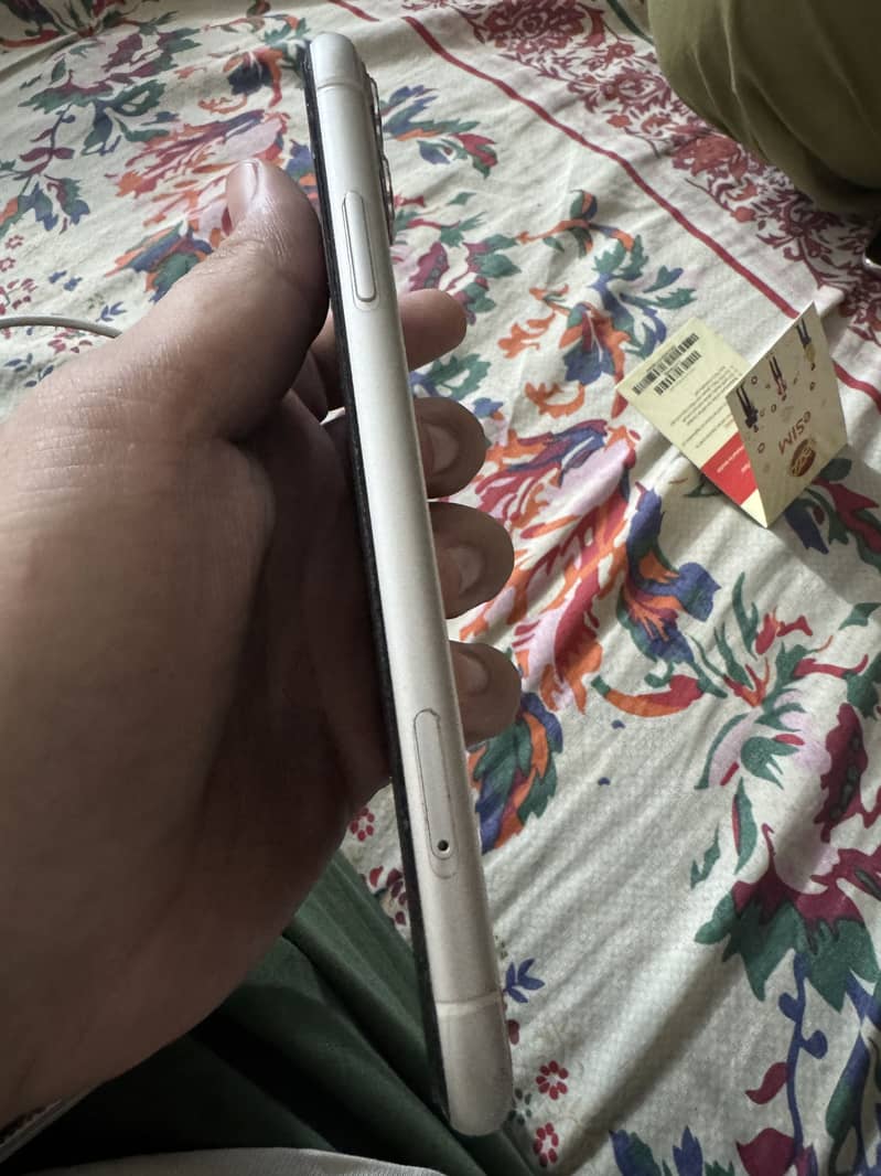 Apple iPhone 11 2