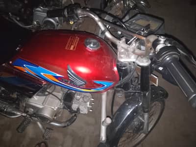 Road bike 2021 model no issue no falt all documents clear Punjab num