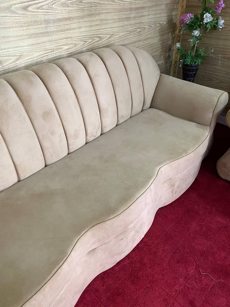 Elfa sofa seller 4