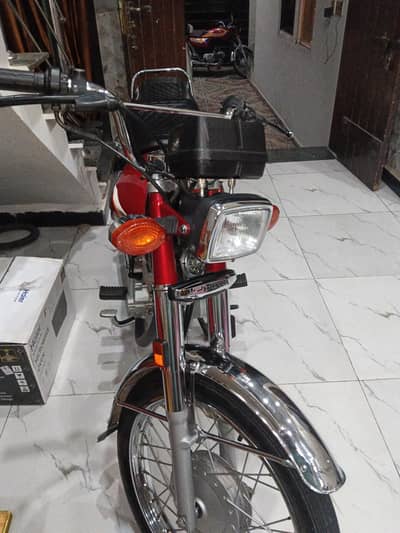 Honda CG 125 2025 Model (1861 KM