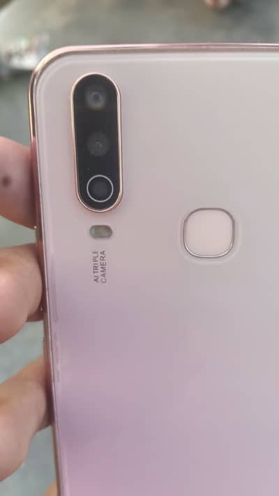 Vivo Y17