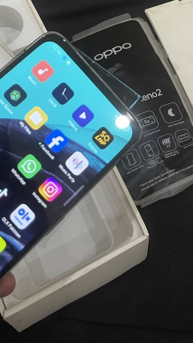 OPPO Reno 2 1