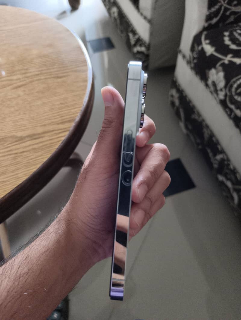 iPhone 14 Pro 3