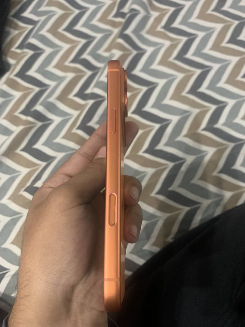 Apple iPhone 17 Pro Max 2