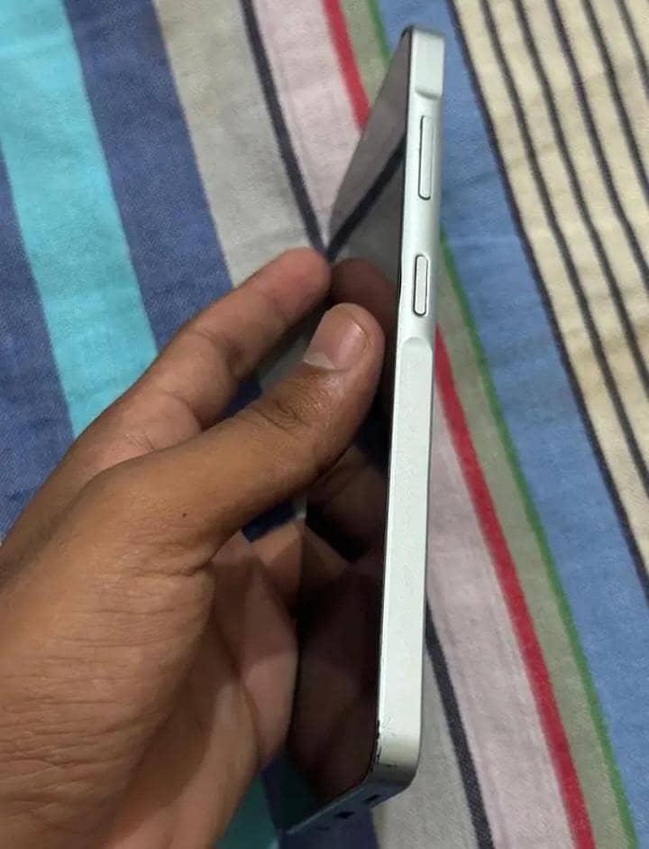 Samsung Mobile A06 3