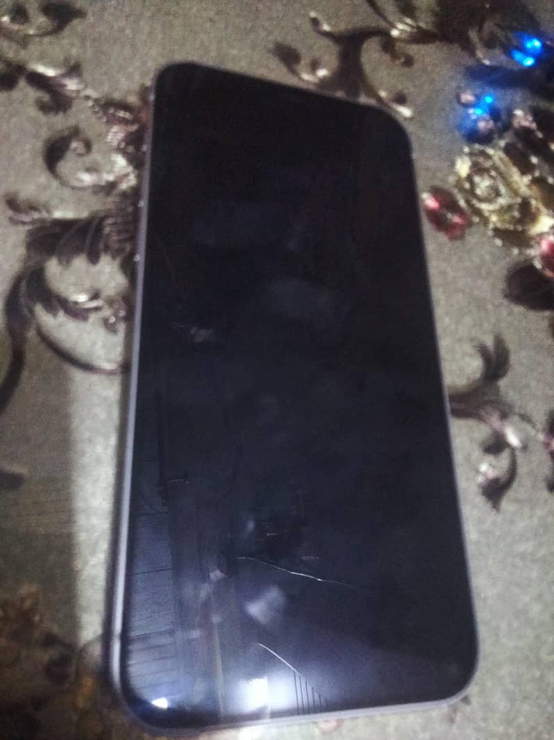 Apple iPhone 12 3