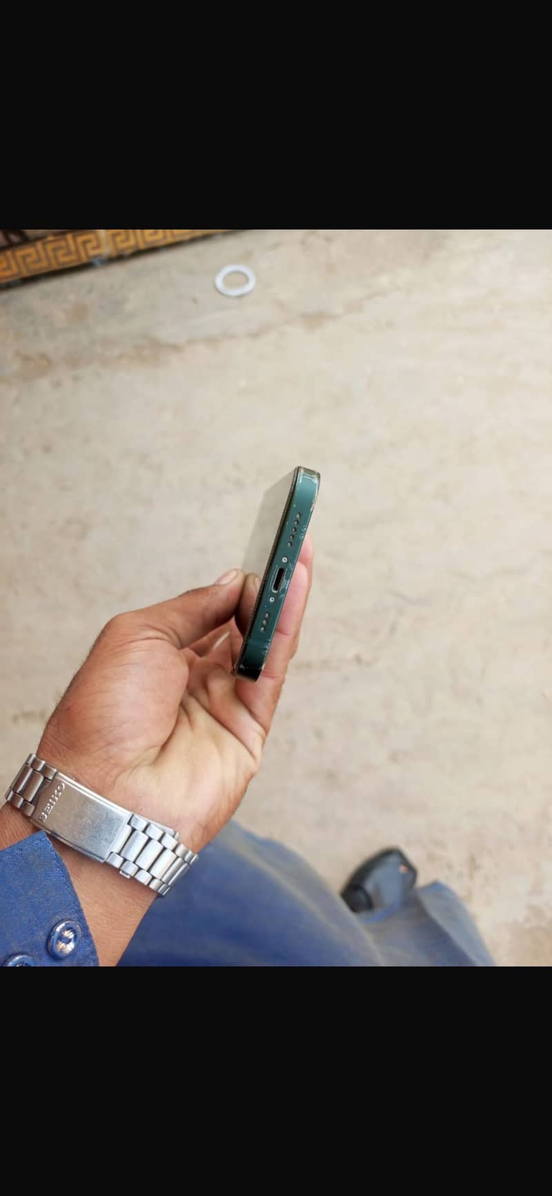 Apple iPhone 13 2