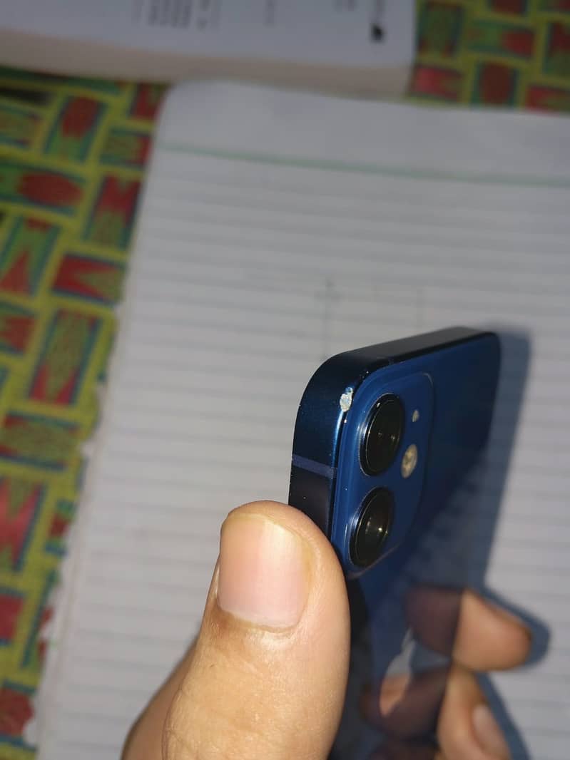 Apple iPhone 12 mini 3