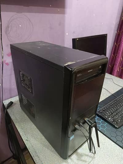 Computer i7 3rd generation 8gb ram 500watt power supply 500hard