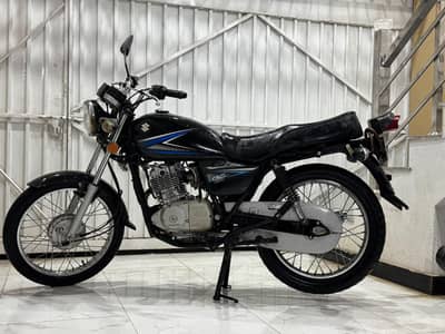 Suzuki GS 150