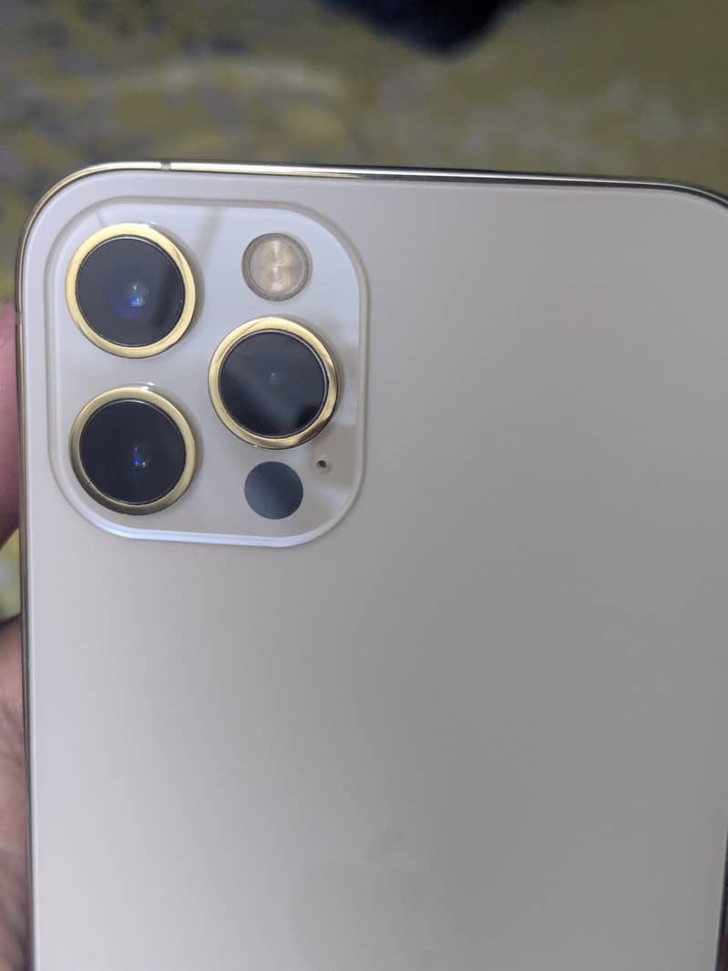 Apple iPhone 12 Pro 1