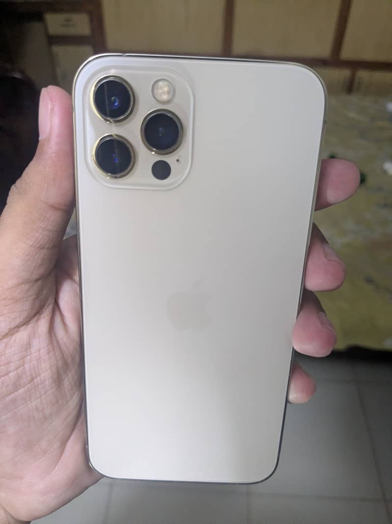 Apple iPhone 12 Pro 3