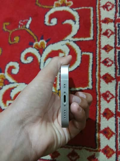 Urgent Apple iPhone 13