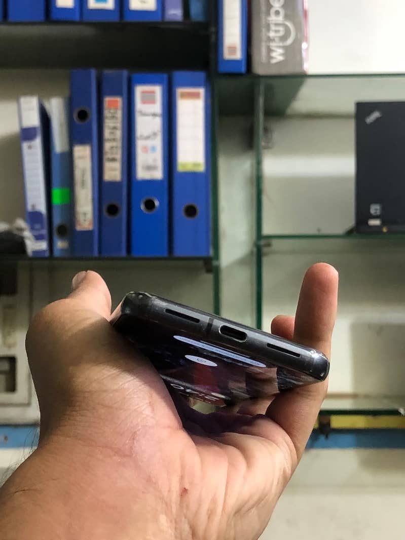 Google Pixel 8 3