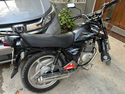 Suzuki gs150