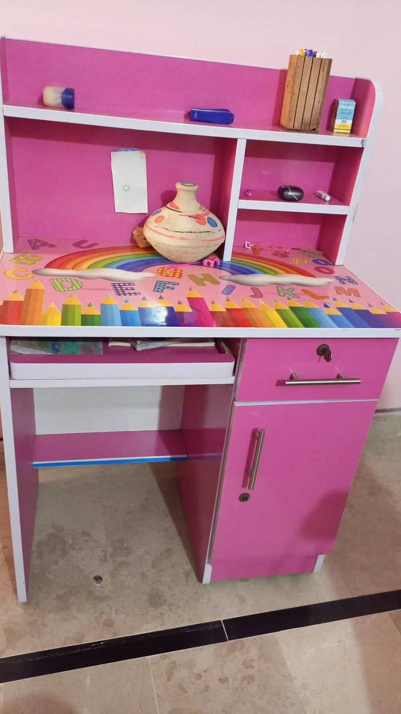 study table and chair 2