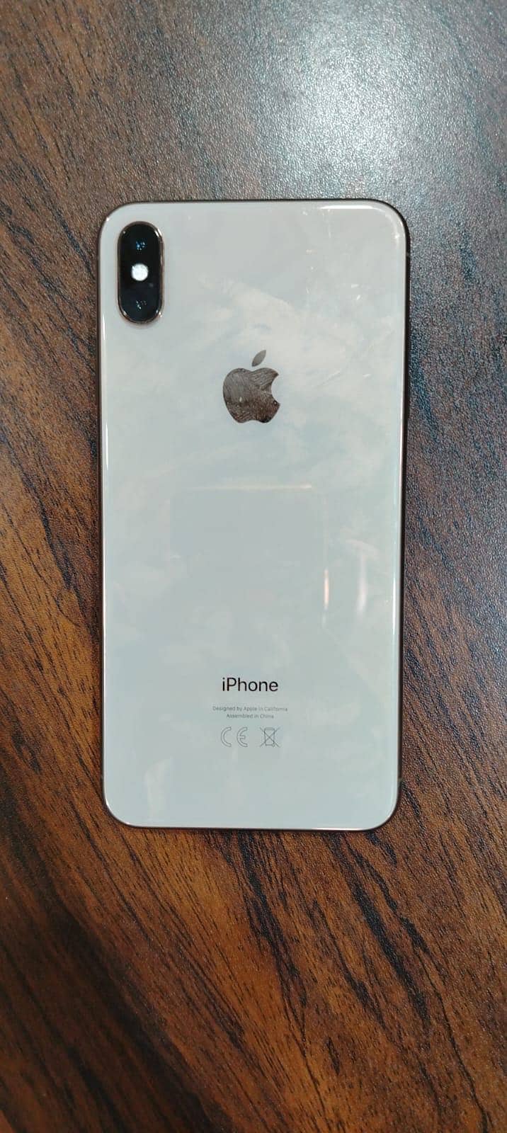 Apple iPhone XS Max 1