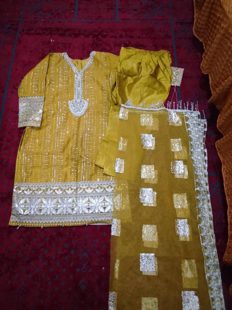 medium to large size 1