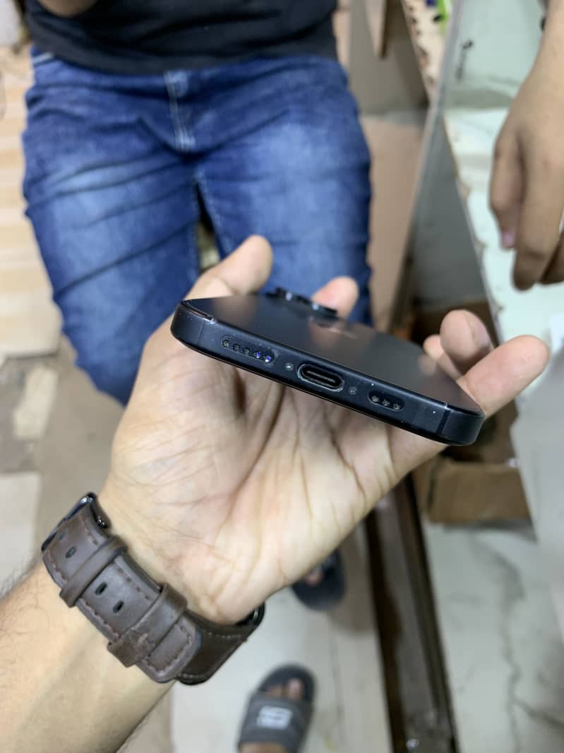 Apple iPhone 15 1