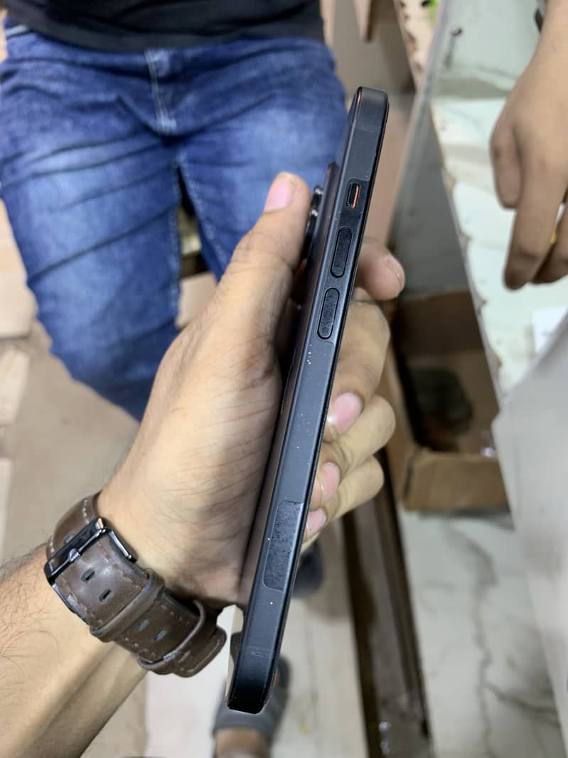 Apple iPhone 15 3