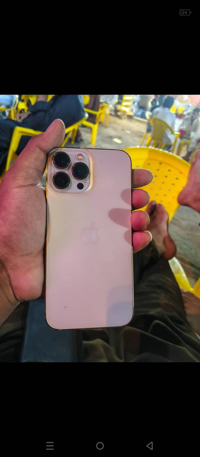 Apple iPhone 13 Pro Max 4