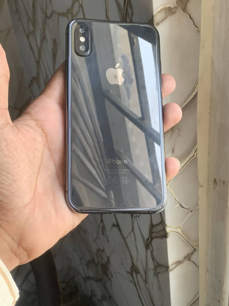 Apple iPhone XS 0