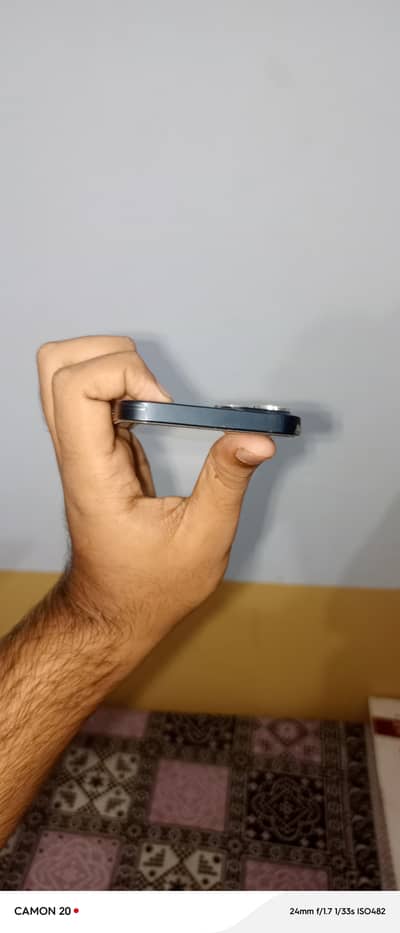 Apple iPhone 13 mdm urgent sale