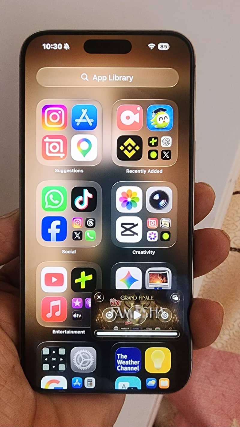 Apple iPhone 15 Pro Max 6
