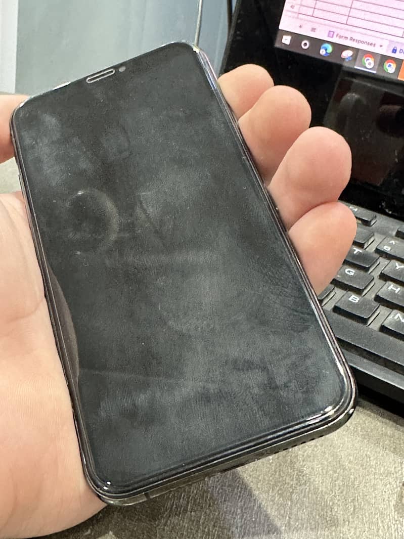 Apple iPhone XS 0