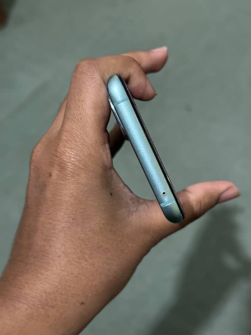 One Plus 8T 4