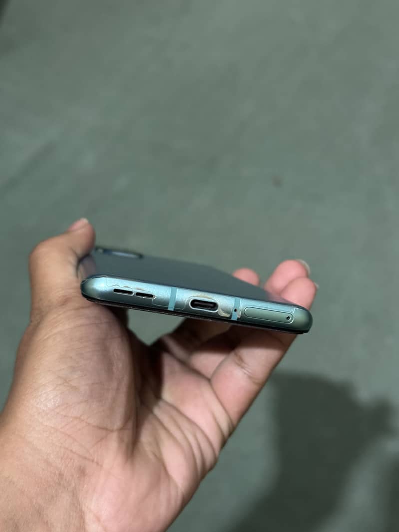 One Plus 8T 5