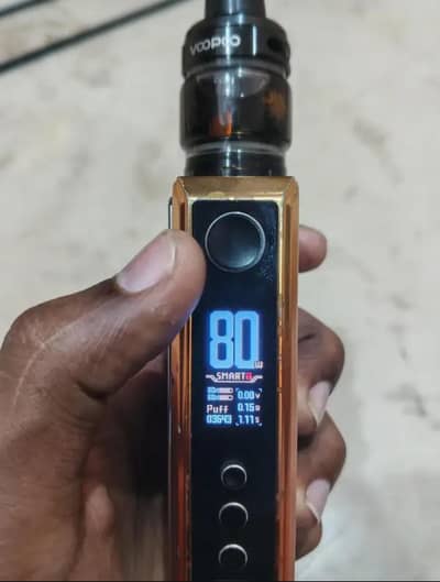 Voopoo Drag 5 With Batteries 2 Flavor Bottles And Atomizer  Atomizer