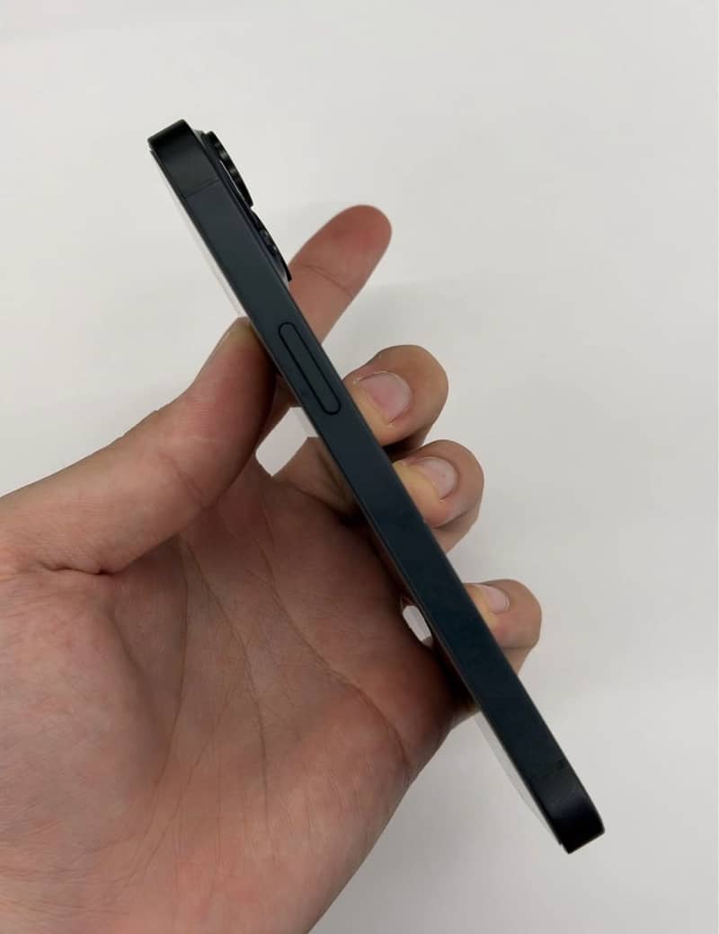 Apple iPhone 14 6