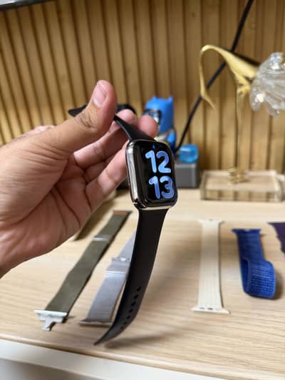 Apple Watch Series 7 GPS + Cellular