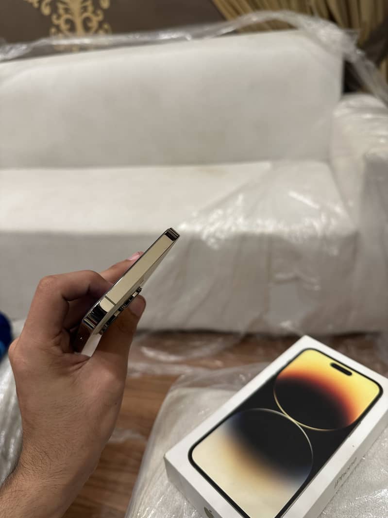 Apple iPhone 14 Pro Max 5