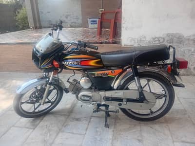 Suzuki Shogun 2004