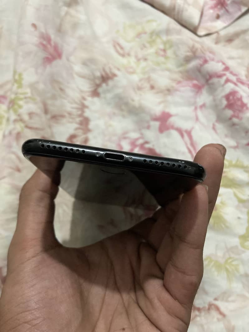 Iphone 7plus 4