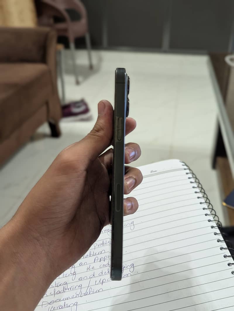 Apple iPhone 13 Pro Max factory unlock 4
