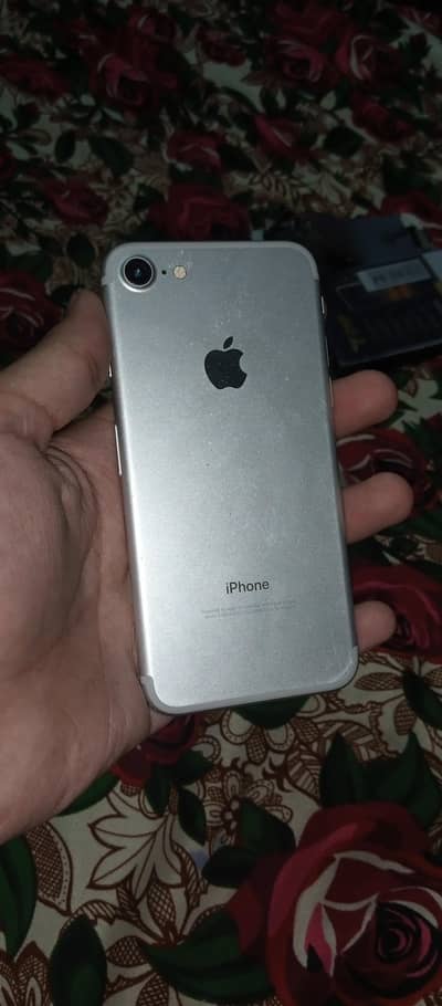 Apple iPhone 7 32 gb bypass (exchange possible)