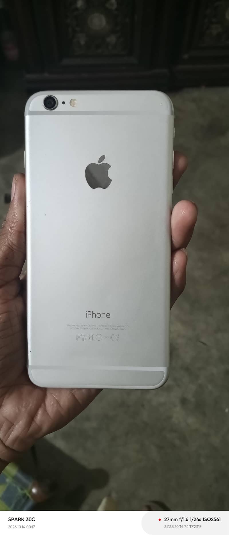 Apple iPhone 6 Plus 2