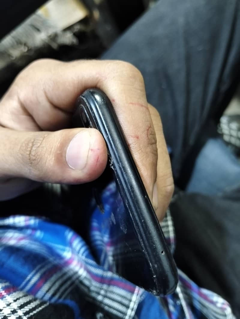 Honor 9N 3