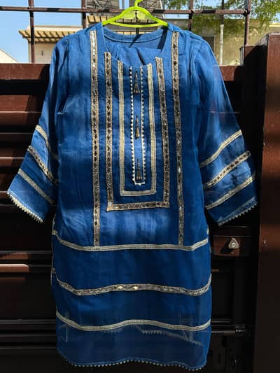 royal blue fancy 3pcs organza suit-medium worn once