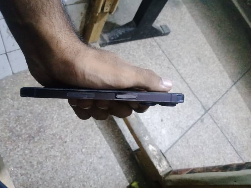Apple iPhone 14 Pro 2