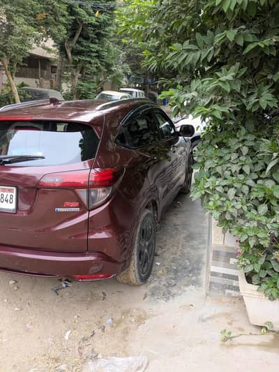 Honda Vezel 2015
