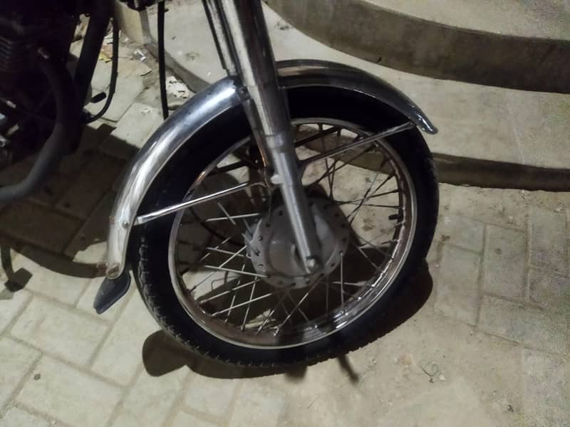 Unique UD-125 2