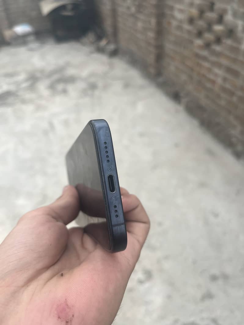 Apple iPhone 15 Pro Pta Approved 3