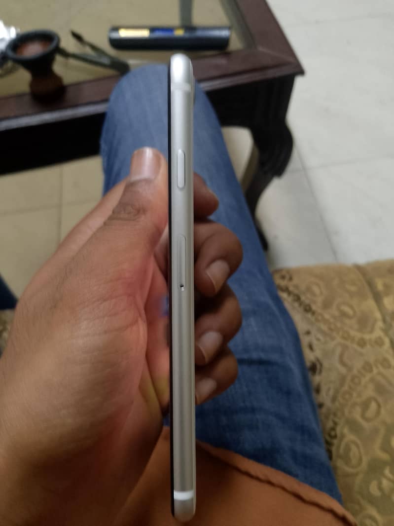 Apple iPhone SE 1