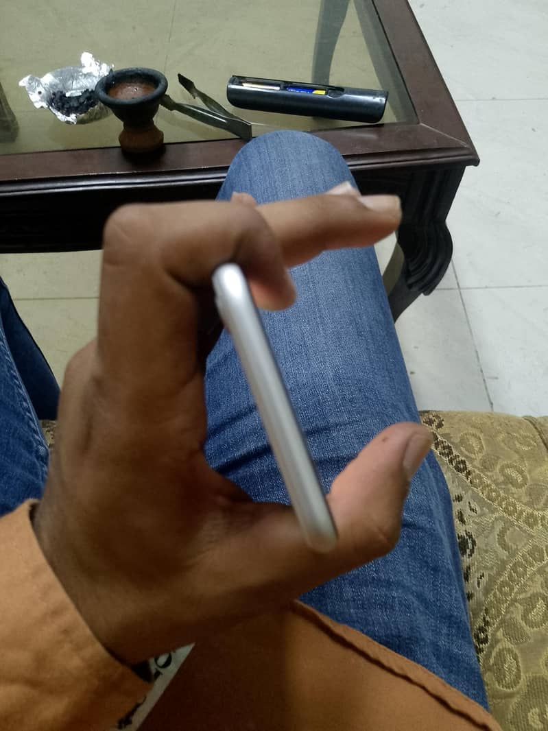 Apple iPhone SE 4