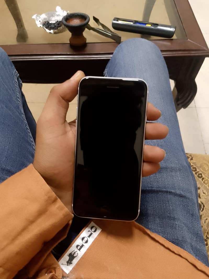 Apple iPhone SE 5