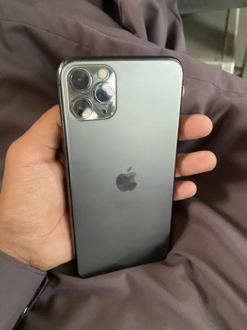 Apple iPhone 11 Pro Max 5